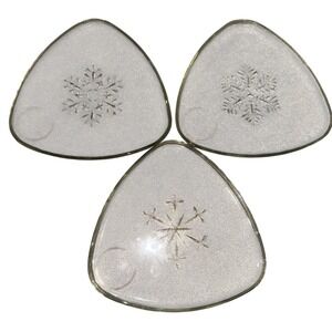 Vintage MCM 70's Snowflake Glass Plates Set of 3 Triangular X-mas Winter